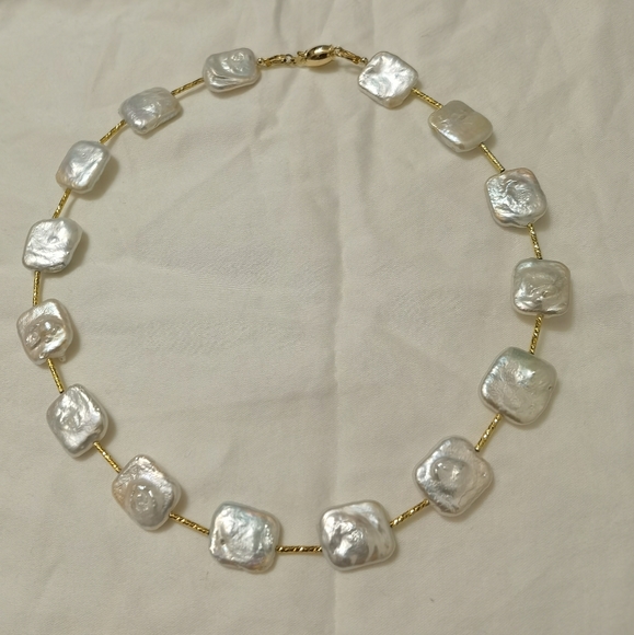 Freshwater pearl necklace. - Picture 1 of 6